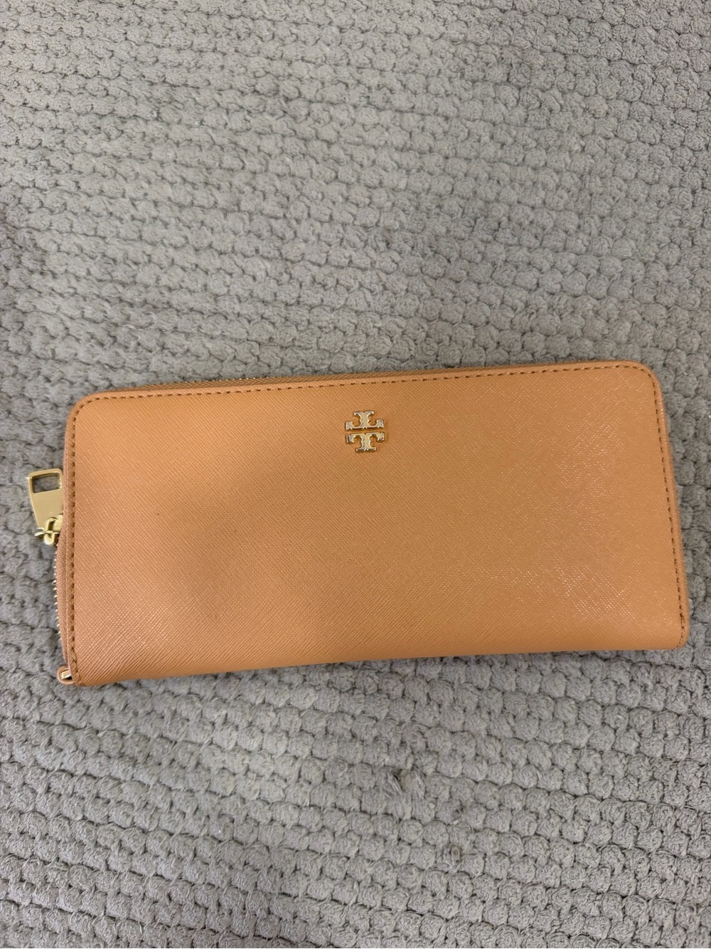 Tory Burch Caramel Zip-Around Leather Wallet with Gold Logo